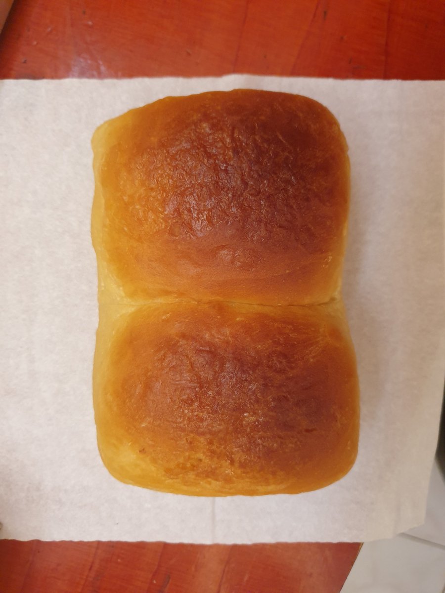 albcontact's tweet photo. Back to the #ConsumersCorner 
... I thought, if it really came down to a full lockdown, how still enjoying Brioche 🍞 &amp; breakfast (in bed if necessary 🤔) bake it yourself &amp; surprise the family! 😆 https://t.co/cuWfzUxEmz