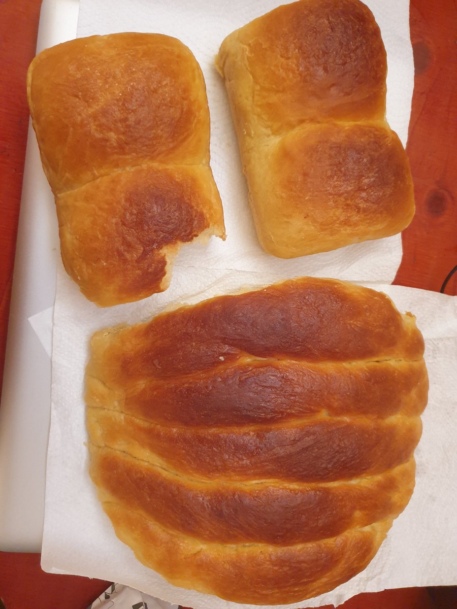 albcontact's tweet photo. Back to the #ConsumersCorner 
... I thought, if it really came down to a full lockdown, how still enjoying Brioche 🍞 &amp; breakfast (in bed if necessary 🤔) bake it yourself &amp; surprise the family! 😆 https://t.co/cuWfzUxEmz