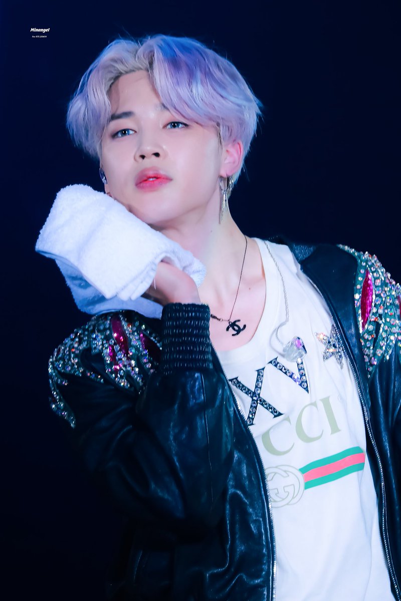 pjmngallery's tweet photo. let's talk about this jimin https://t.co/lLpenb1laP