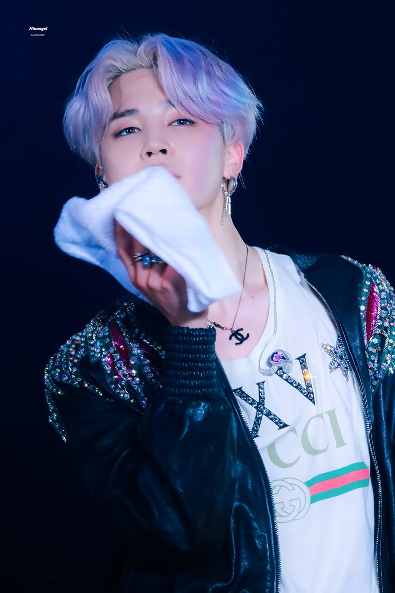 pjmngallery's tweet photo. let's talk about this jimin https://t.co/lLpenb1laP