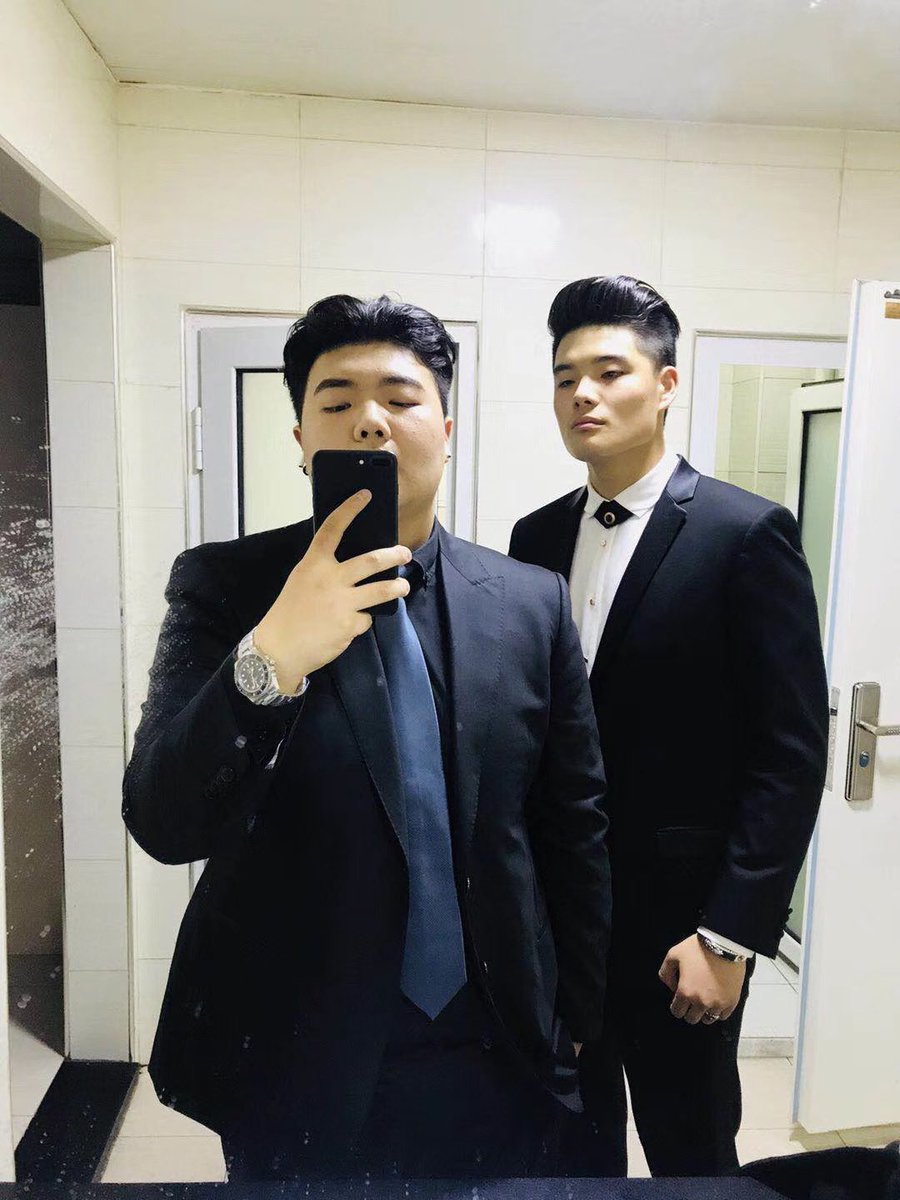 JosephJobana's tweet photo. #ALM101 #Selfie with my bro https://t.co/NXNjs4hKHW