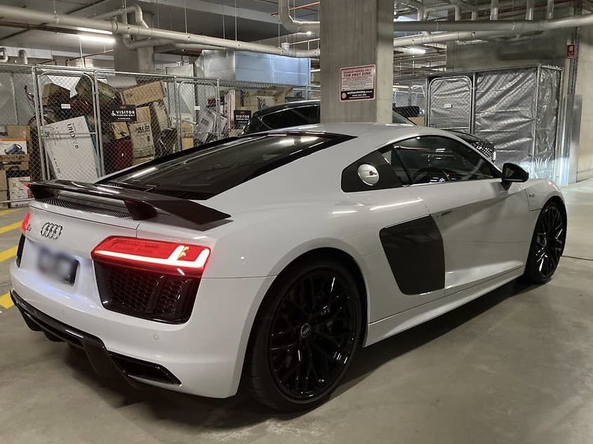 SofreshTy's tweet photo. #AudiR8 #V10plus

👀👀 https://t.co/NyeUUQfvtU