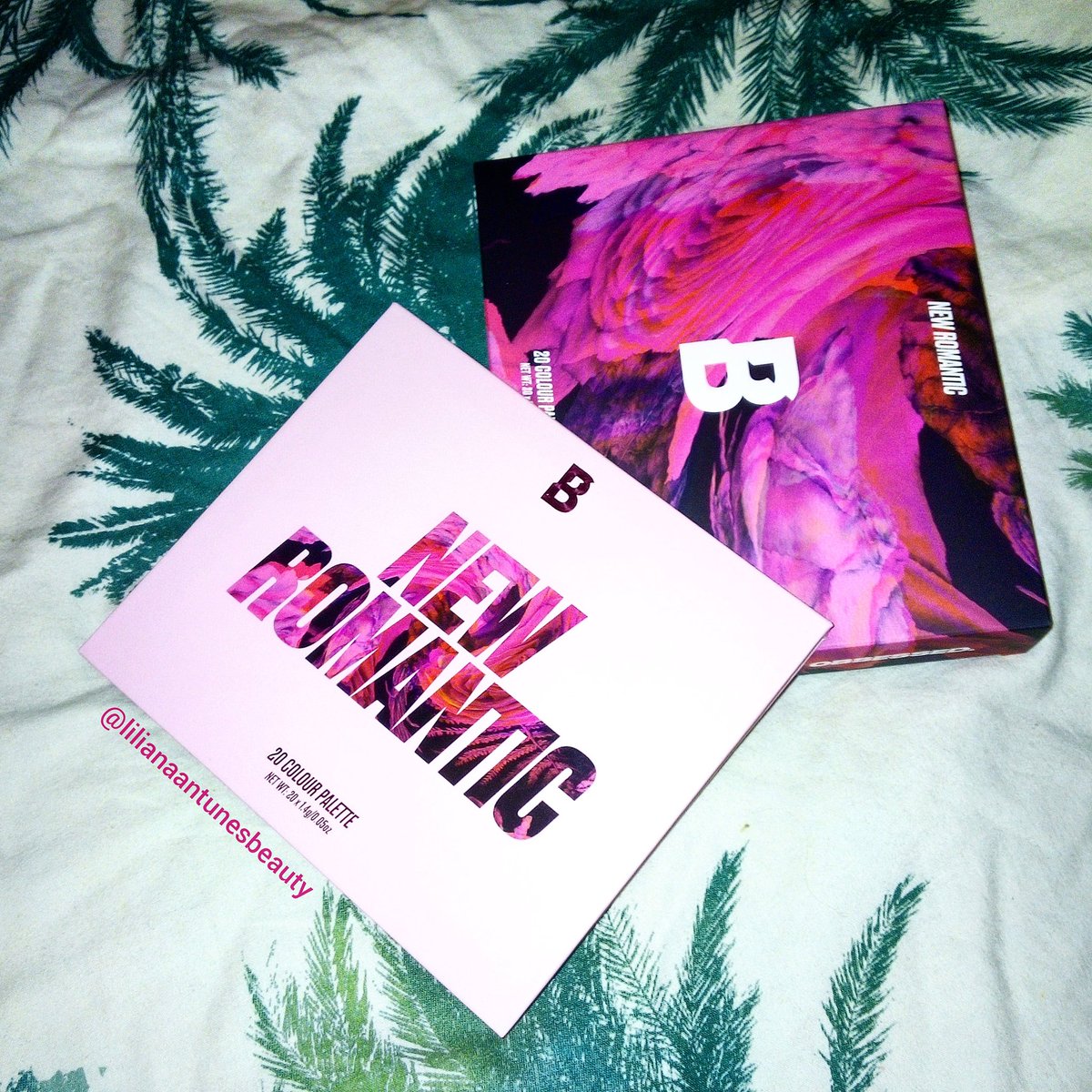 📷 || Na vossa opinião, numa escala de 0 a 10, quão bonita é a paleta "New Romantic" by <a href="/beautybay/">BEAUTY BAY</a>? 😍

Esta paleta é simplesmente 🔝

#Makeup #Palette #BeautyBay #BeautyBayPalette #NewRomantic #NewRomanticPalette #Beauty #NewRomanticBeautyBay #Eyeshadow