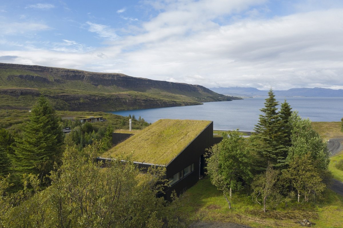 kotecinho's tweet photo. Thingvallavatn House, Þingvallavatn 🇮🇸

KRADS https://t.co/SRhZAWSS4t