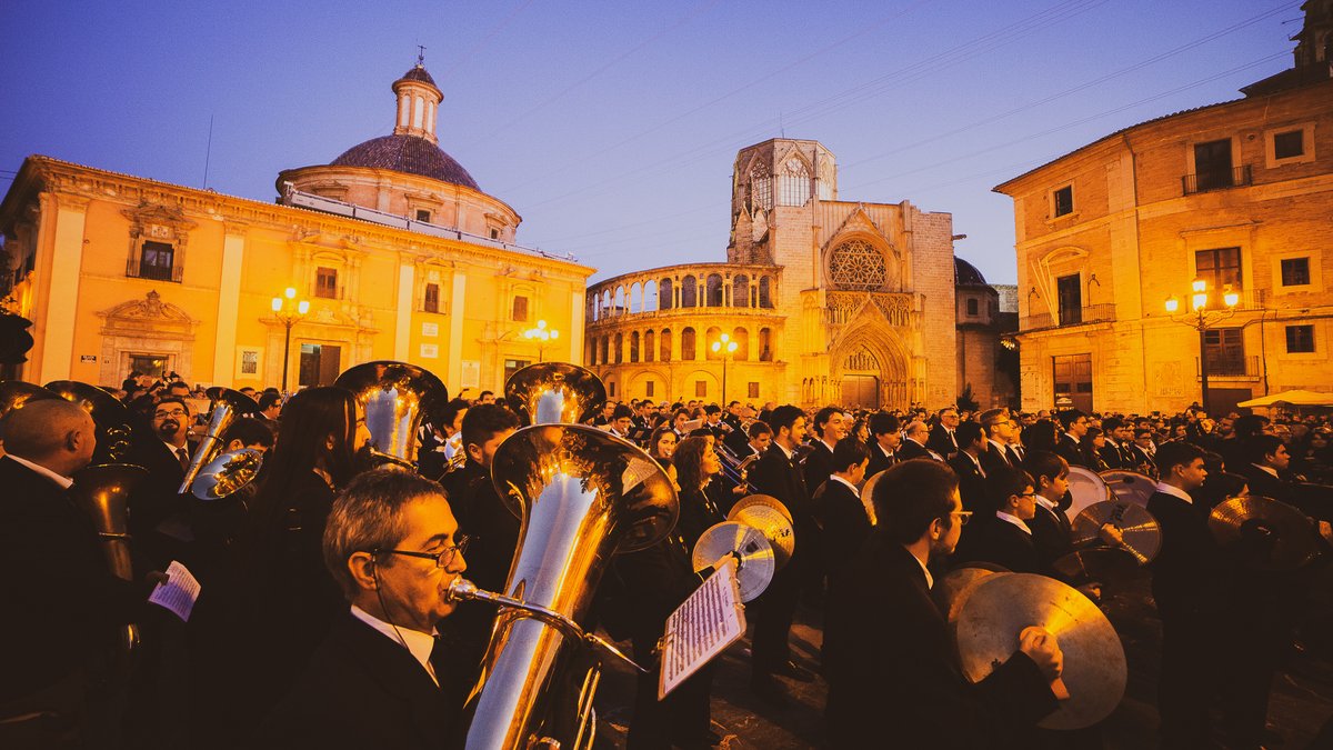 FSMCV's tweet photo. 🔸 Les societats musicals de la Comunitat Valenciana són, des de hui, Manifestació Representativa del Patrimoni Cultural Immaterial a Espanya.

📎 https://t.co/ZrwlCRlxEx https://t.co/CgGSVt36pB