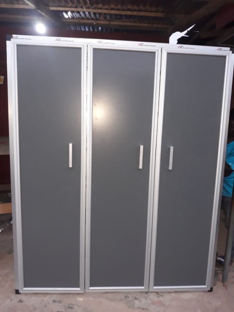 Contact me for all your Aluminum fabrication work you want for cool price 0243006629