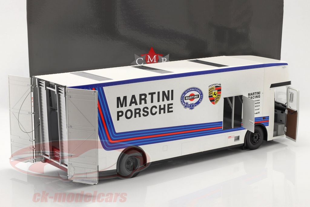 CkModelcars's tweet photo. #MercedesBenz O 317 #Renntransporter #Porsche #Martini Racing weiß #Modellautos #modelcars #diecast #miniatures scale 1:18 length 60 cm / unfolded loading ramp 80 cm / height 19 cm by #CMR excl. at #modelissimo and #ckmodelcars check out https://t.co/6IFuM02S3q 👍👍👍👍👍 https://t.co/AbvfH4A2vj