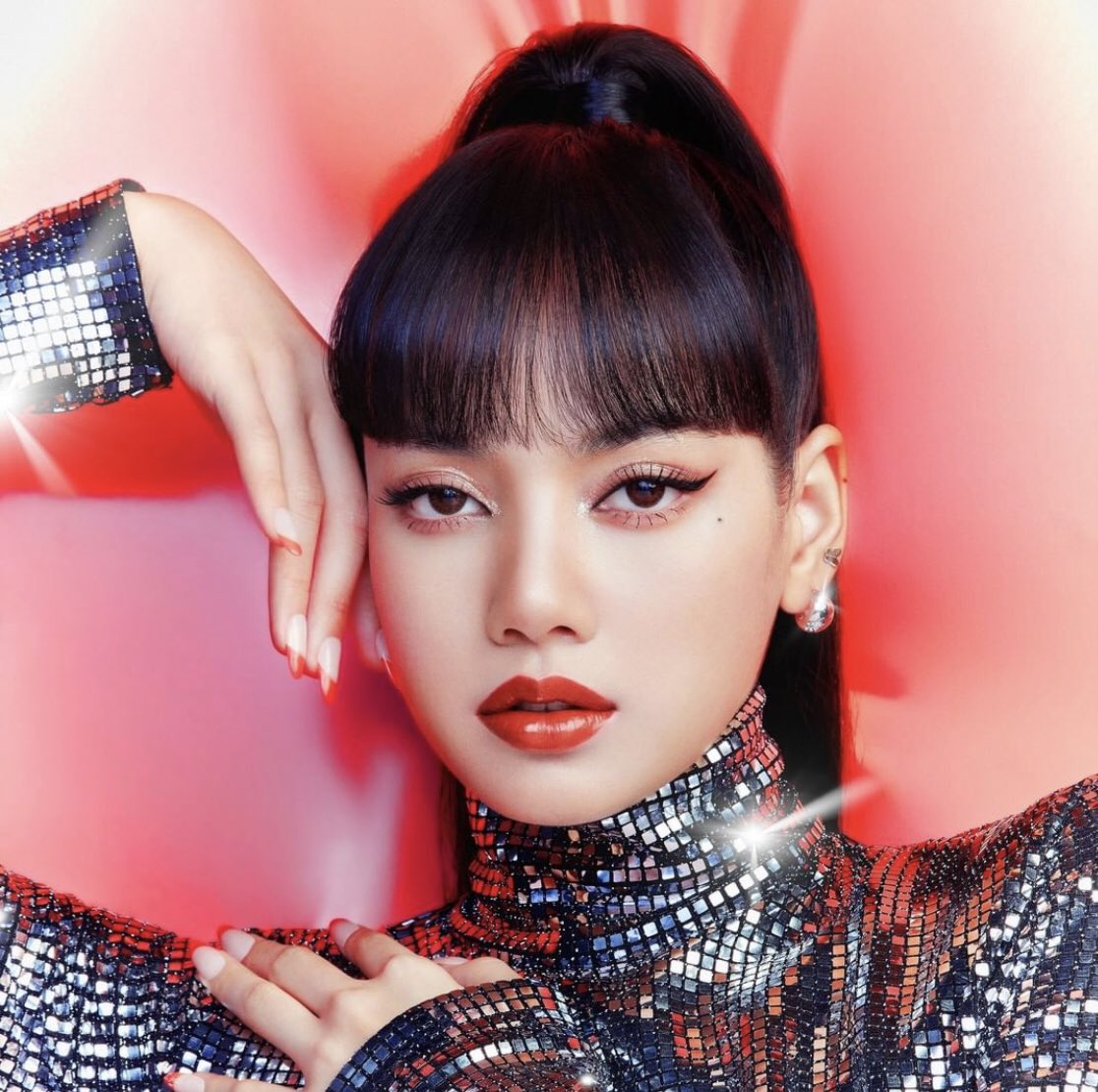 I still can’t get over how AMAZING this Lisa look is. The lip, the hair, the pose!  LOOOOVE <a href="/MACcosmetics/">M•A•C Cosmetics</a> Love Me Liquid Lip. #MACLovesLisa