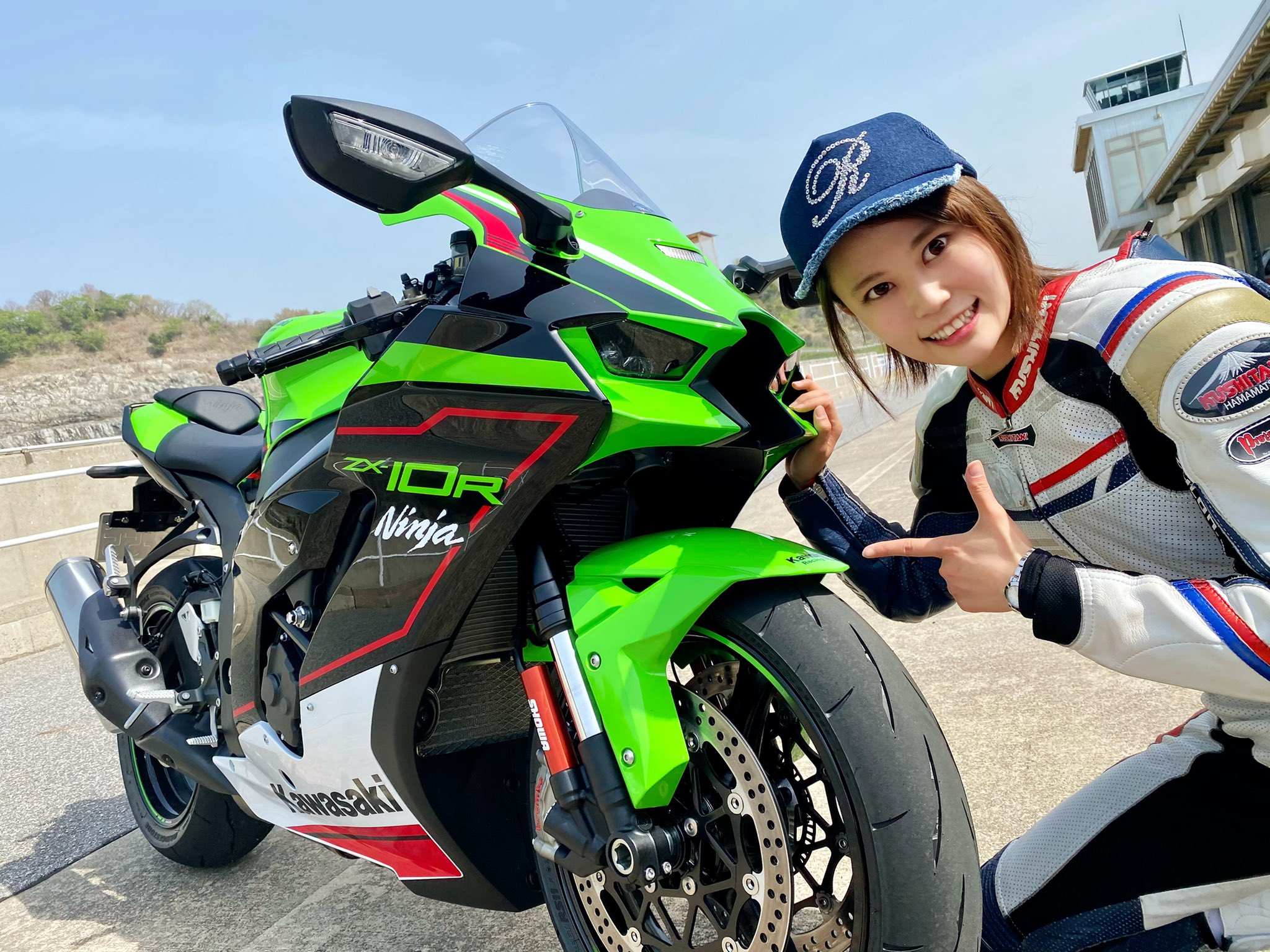 kawasaki-zx14-turbo-07-white_0141 | Roaring Toyz
