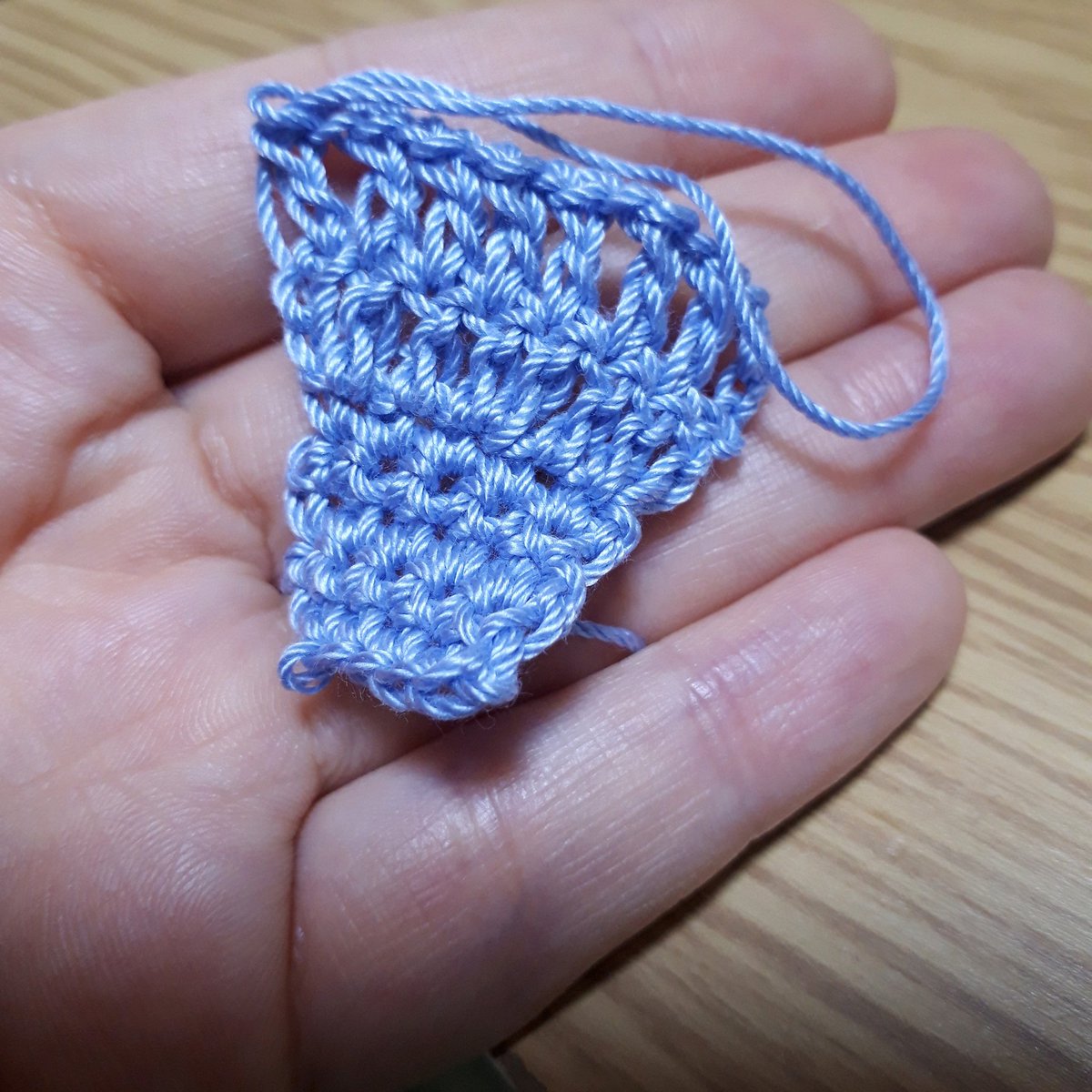 Takano Mana これは 何になるでしょう ズボ編み オンラインコミュニティ 参加無力 T Co Jaislgrjpo かぎ針編み 編み物記録 オンラインコミュニティ オンラインイベント 編み物初心者 編み物好き 編み物好きな人と繋がりたい 編み物