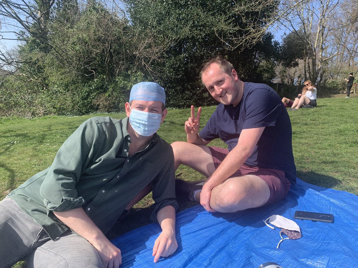 LucyLucyHuppler's tweet photo. Schools out for spring! #st3interviews #cameprepared #generalsurgerylove https://t.co/O81CxSdESR