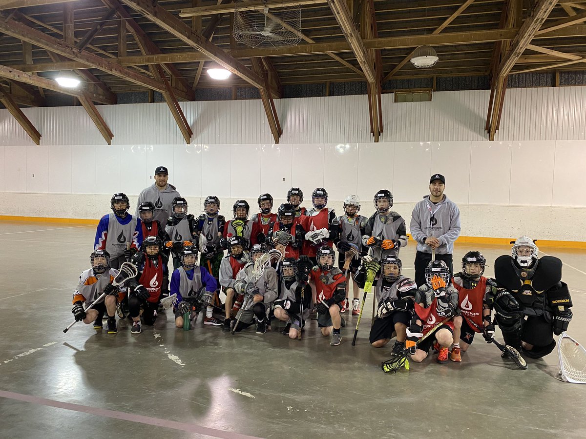 First off thanks to the city of Owen Sound and Kilsyth Arena for hosting us this weekend! Pictured here is our our U11 group. They were full of energy, eager to learn and improved with every session. We hope to see you all again soon. #PassTheTorch