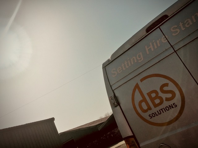dbssolutions's tweet photo. Our team are enjoying the rays today while maintaining our high quality equipment ready for your next hire! #SettingHireStandards #QualityKit #BackSoon https://t.co/QH19KdTC3B