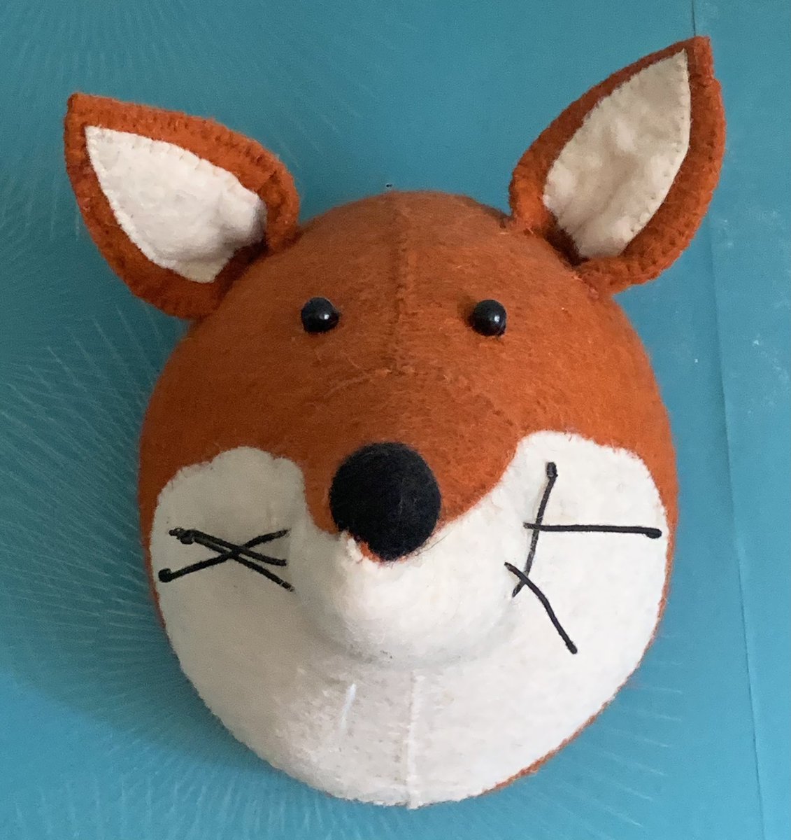 Chrisballingall's tweet photo. From now on, this is the only Fox I am allowing into my living room
#FuckOffFox https://t.co/BhysTZoGFx
