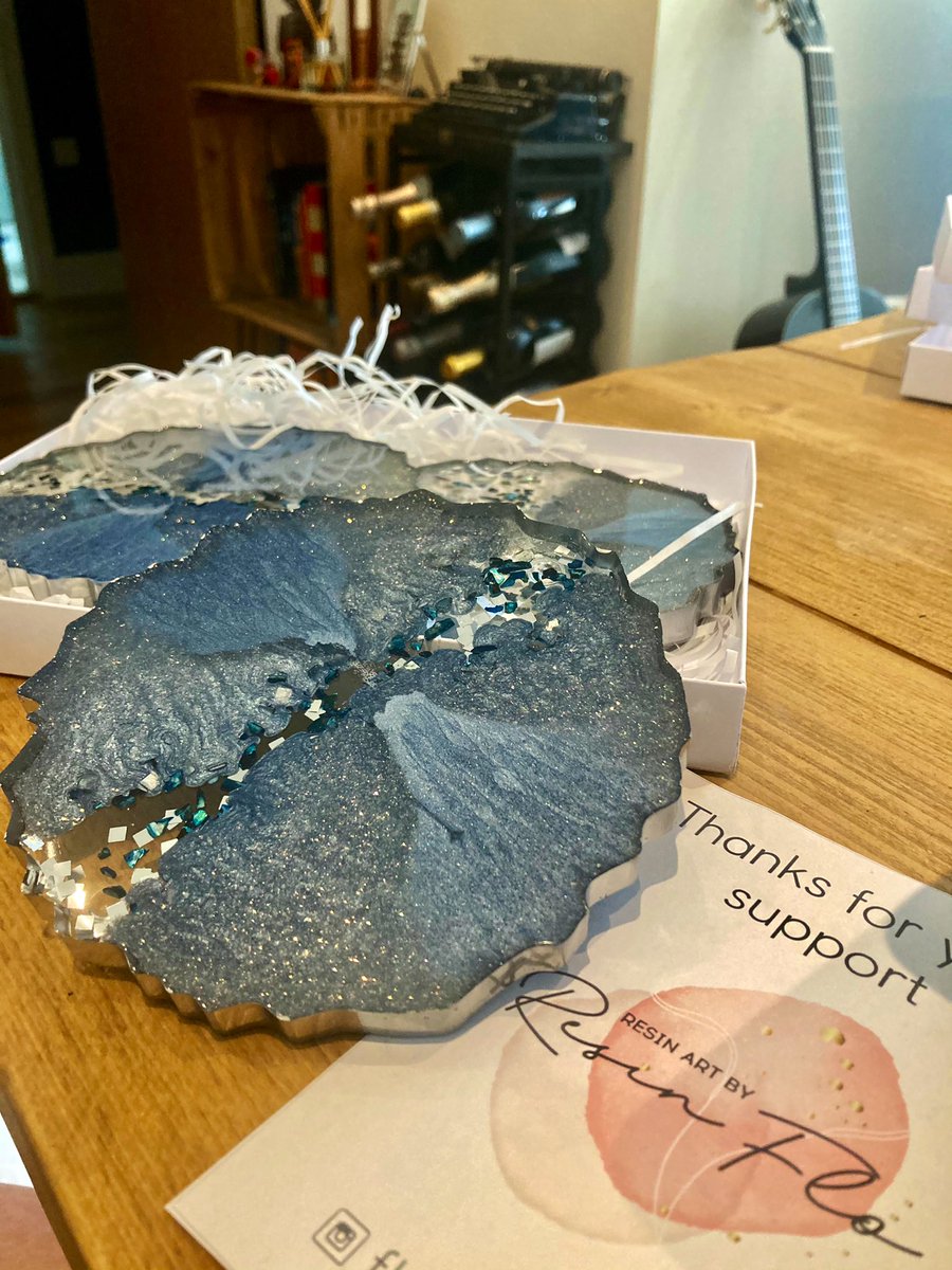 Hollierae_tw's tweet photo. Our talented art director @floraioan has been busy crafting during lockdown! She is creating beautiful bespoke resin coasters and I received mine this morning! Love them, thanks Flo! https://t.co/y98gTe7vNC
