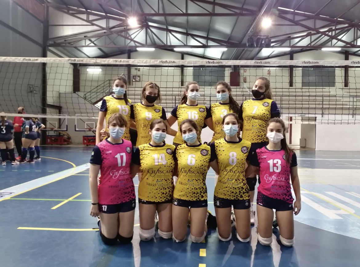 cplicen's tweet photo. Terminó el pasado fin de semana la 1ª fase del campeonato de Extremadura para alevines y cadetes. Seguimos sumando 💪🏻🏐🇺🇦 #SomosVoleibol #VoleyLicen https://t.co/9GxUUOmxMf