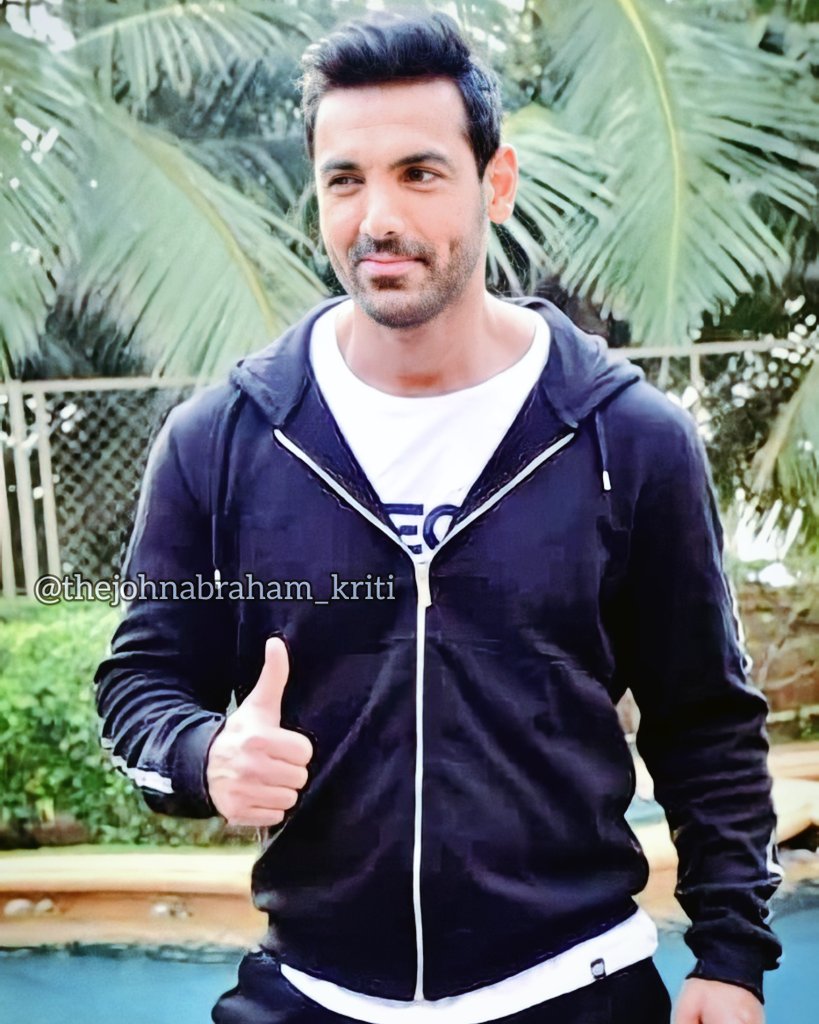 John_abraham_KB's tweet photo. Loving u isn't only about this cutest dimple on ur face bt it's about how fast my heart is beating after seeing itπ
Mr. DIMPLE KING @TheJohnAbraham β€οΈππ
#cutestSmile #ManInBlack #HandsomeHunk #Pagalpanti #Promotions #favaddiction #Dimpleking #JohnAbraham #john_kriti https://t.co/b0pSxfvFgB