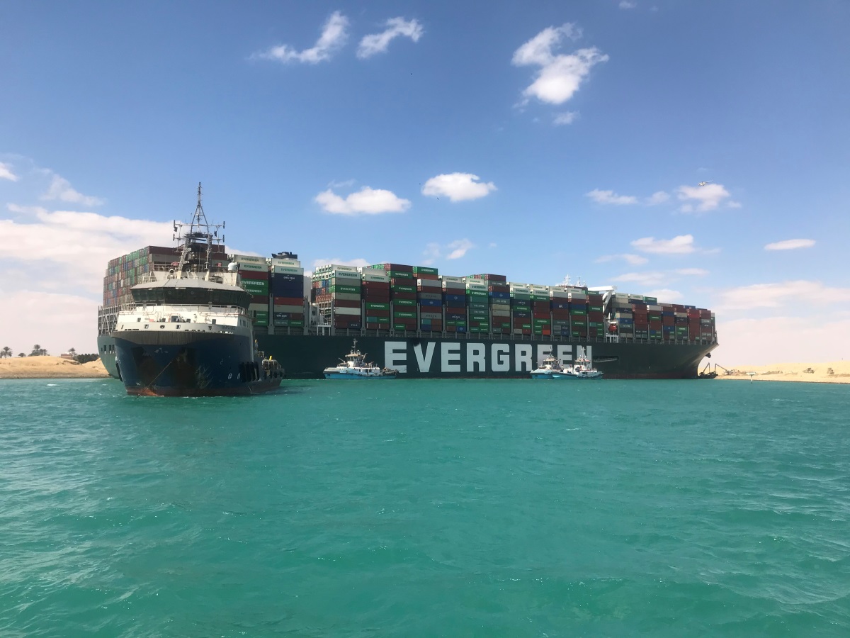 ROVplanet's tweet photo. Suez Canal Unblocked: “We Pulled it off!”
@BoskalisWessie #Boskalis #SmitSalvage #CreatingNewHorizons #SuezCanal #Salvage #Refloating
https://t.co/lraWjzp4yX https://t.co/XpADfFpIBk