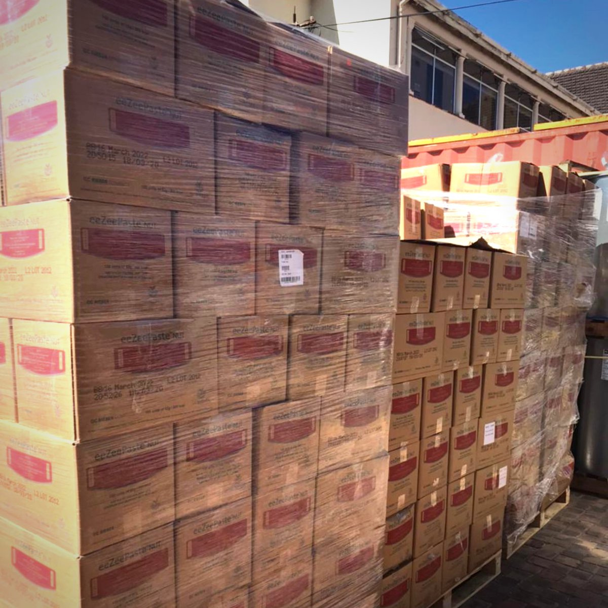 <a href="/FoodForwardSA/">FoodForward SA</a> received a donation of 15,1 tons of #peanutbutter from one of our beneficiary organisations (BOs), #MotherSoup, located at <a href="/wdstckbrewery/">Woodstock Brewery</a>. Although they received the peanut butter as a donation, it was too much for them and they decided to donate the surplus to us.