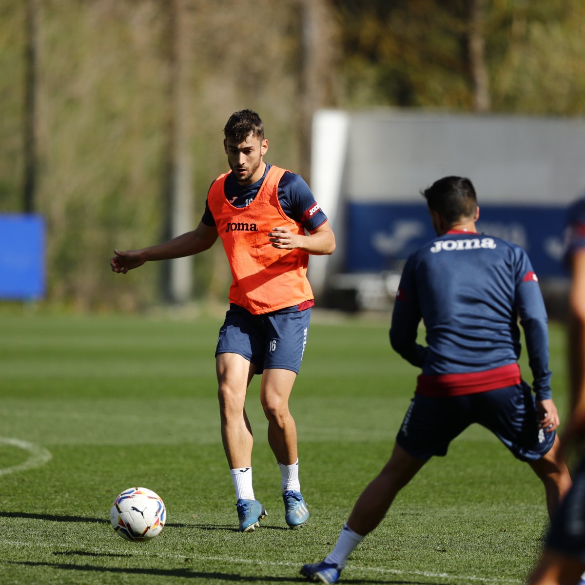 💪 ¡Seguimos preparando la vuelta a la competición!

🔜 #RealMadridEibar #DenokBatera