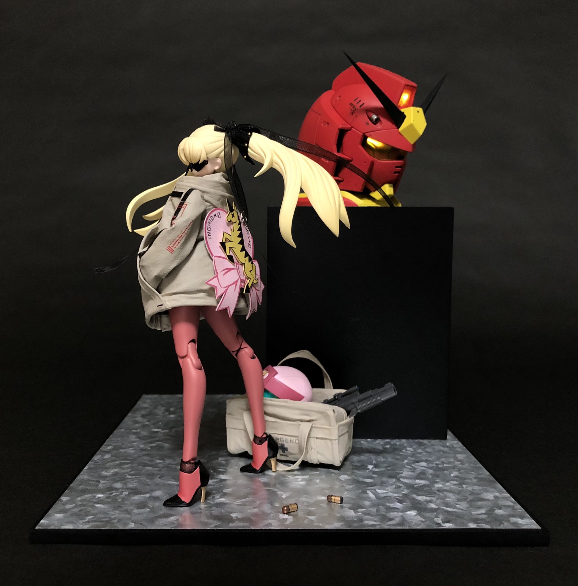 おしゃかな 10 29 30大阪モデフェス11階企画展示ルーム17番 ジョニーライデンの帰還よりイングリッド0 ヘビー ガンダムできました 使用キットはモビルドールサラとガンダムヘッド2 ヘビーガンダム です 作品の好きな要素を詰め込みましたが 技術不足な