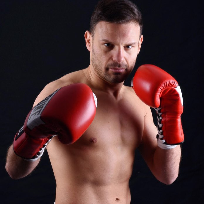 OpiSince82's tweet photo. ๐Tanti auguri di buon compleanno Carmine Tommasone ๐
#milano #italia #proboxe #opisince82 #leone1947 #teamopi https://t.co/ZpEmEaJ2va