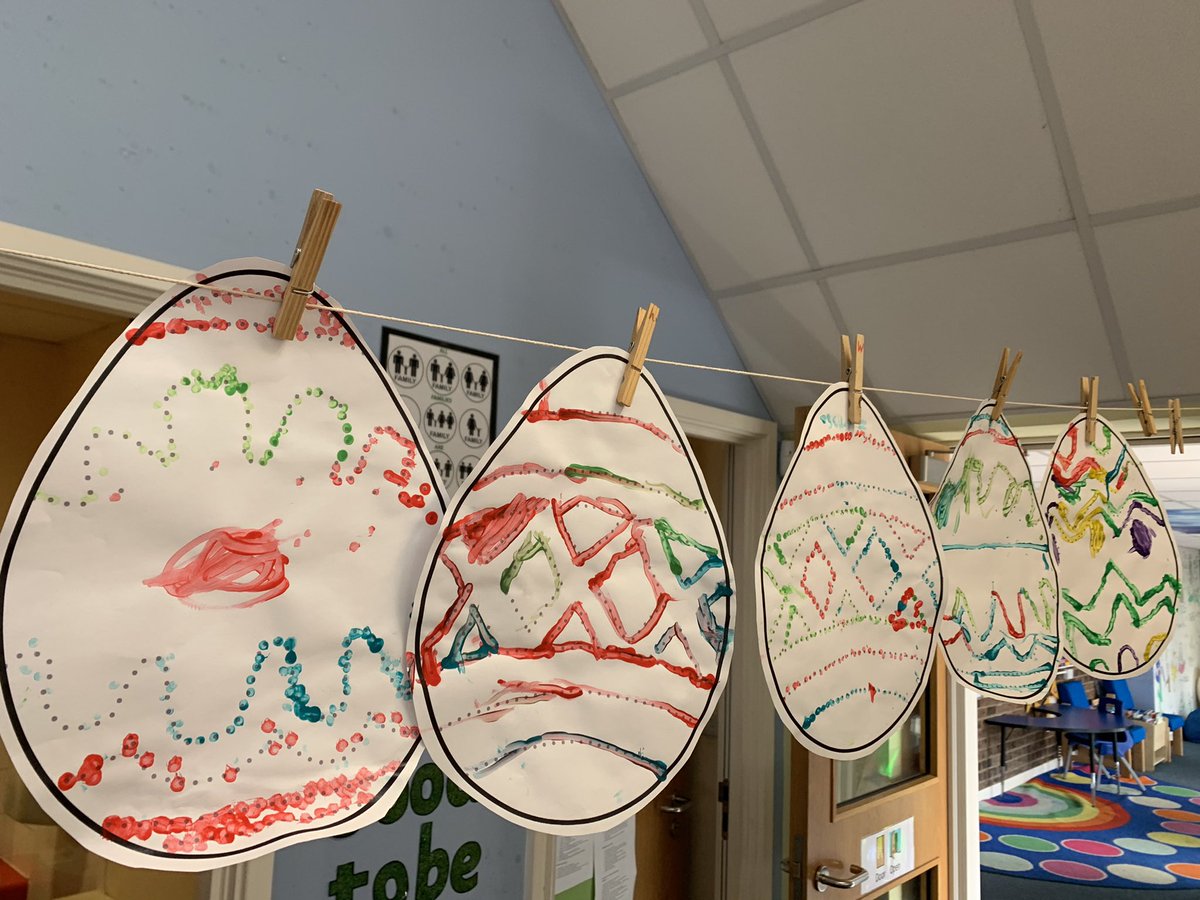 acorn_class's tweet photo. We are enjoying some Easter learning activities in Acorn Class this week! #EasterLearning 🐣 https://t.co/qtJBdvvUDN