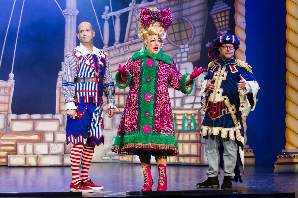 3 years ago we were Producing the family Easter spectacular, Pantomania! #ThisWeekInHistory #Producer #Theatre #Pantomime #Easter #Family