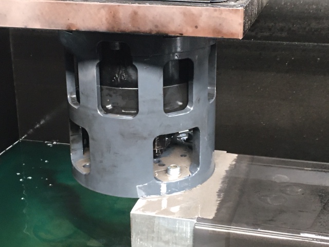 AandMEDM's tweet photo. #Sparkerosion of large #mouldtool to create βup & awayβ slots to force the moulded parts up & out. #Sodick attachment holding the electrode.
@SodickUSA #sparkEDM #sparkerosion #EDMmachining #bespoketoolmakers #toolmaking #PrecisionMachining #UKeng #gbmfg #ukmfg https://t.co/7111XVuIih