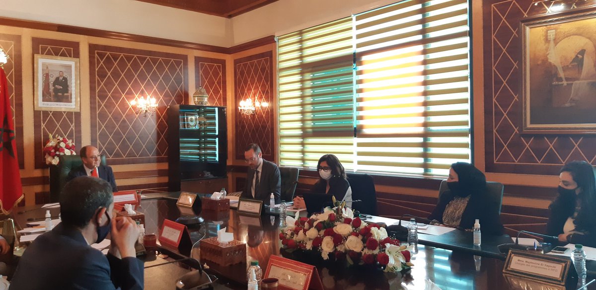 WFD_Morocco's tweet photo. Former Lord at UK's House of Lords, Baroness Frances D'Souza, and Deputy Head of Mission at @UKinMorocco, Johathan Evans, highlighting the productive cooperation between Morocco and UK governments through WFD's partnership with the Parliament. 🇲🇦🇬🇧

#10yearsofpartnership 🎉 https://t.co/MSVhA6pp8X