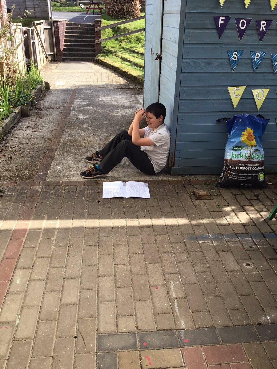 Clinton_Dolton's tweet photo. Swallows are rehearsing their TED talks promoting their lockdown learning project which was linked to a UN Sustainability Goal ready for recording tomorrow #oracydevelopment #inspiringspeakers #changemakersinaction https://t.co/mg73K83qHA