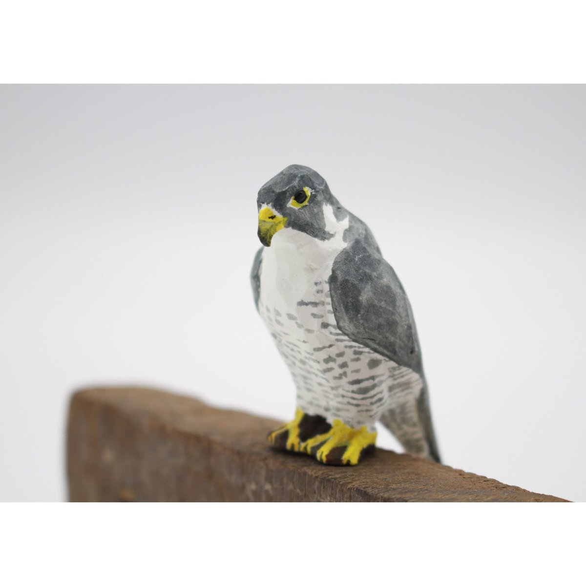株式会社 とり Birds Inc 鋭い眼差しのハヤブサができました 陸上のクラウチングスタートのような 猛禽類のバランスをとった姿勢が好きで試行錯誤しました キリリとした雰囲気と くりっとした目の魅力も出せたかなと思います 株式会社 とり Birds Inc 鋭い眼差しのハヤブサができました 陸上のクラウチングスタートのような 猛禽類のバランスをとった姿勢が好きで試行錯誤しました キリリとした雰囲気と くりっとした目の魅力も出せたかなと思います