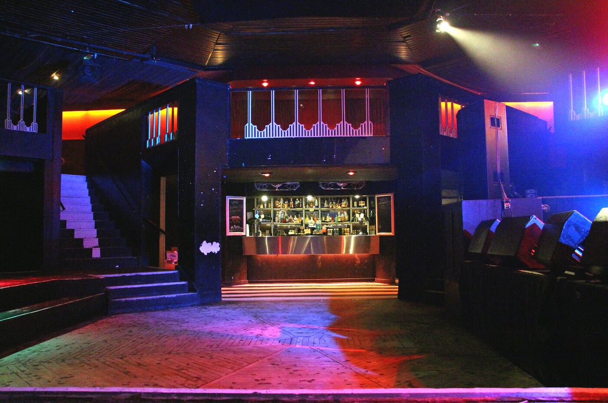 liverpool_event's tweet photo. .@forgottenscene_ 𝑻𝒉𝒆 𝑲𝒂𝒛𝒊𝒎𝒊𝒆𝒓

Opened in 2008 on Wolstenholme Square’, a truly magnificent gem of a venue. Fusing elements of clubbing, theatre, experimental performance and fine art, creating an overall incredible experience that couldn’t be rivalled across the city! https://t.co/JquEi8rENK