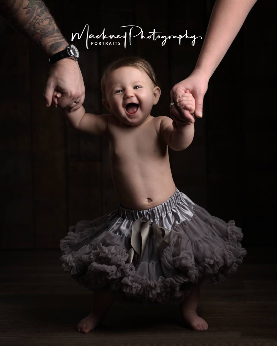 Mackney Portraits tweet media