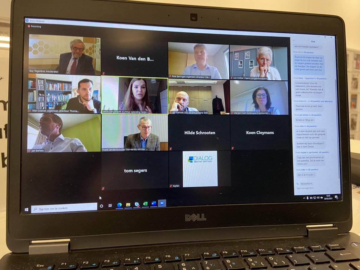 KoenBossche's tweet image. Zorg voor elke kwetsbare door iedere zorgverlener! Samen sterk in zorg ! Fijne gesprekken in sterk debat. #jobbeurszorgenwelzijn #wearemore @ThomasMoreBE @VLHORA_nieuws @NVKVVnetwerkVPK @AUVBUGIBAKVB