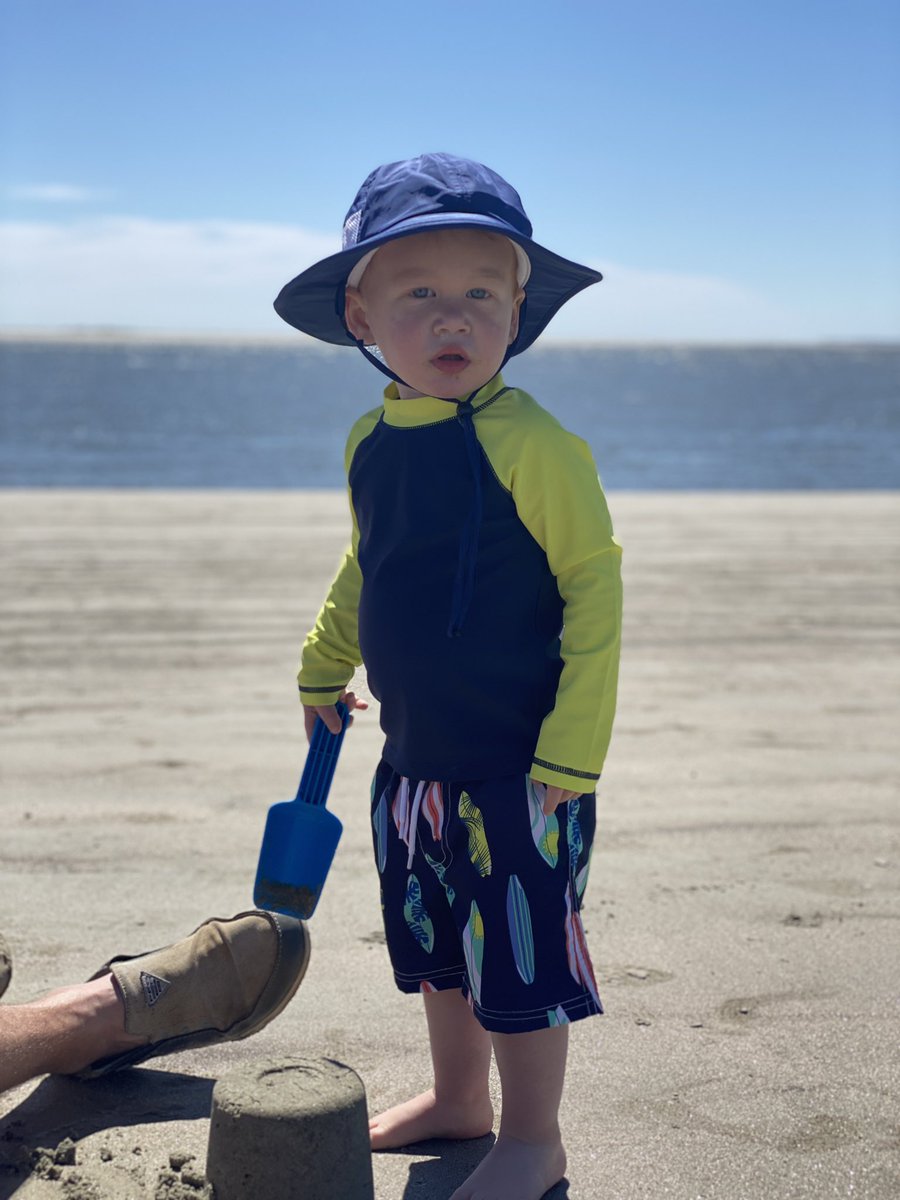 jthurnes's tweet photo. Beach bum. https://t.co/ClAik7keBD