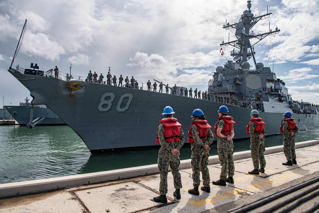 USNavyEurope's tweet photo. #USSRoosevelt (DDG 80) begins 2nd #FDNFE patrol ⚓ 
Roosevelt departed Naval Station Rota, Spain, and began its second Forward-Deployed Naval Forces-Europe patrol, March 29, 2021. #NavyReadiness 

https://t.co/MnEOzw0Lid https://t.co/mOudUM4t1B