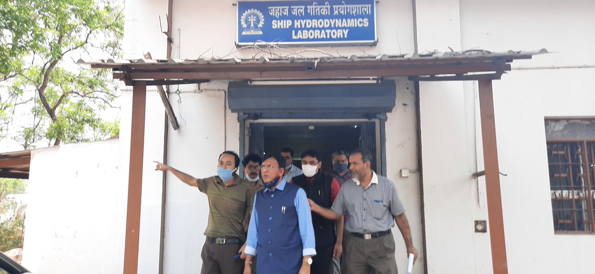 Delighted to visit CICMT at IIT Kharagpur today.

Marching towards #AatmanirbharShipping, we are working to create a complete ecosystem for shipbuilding industry

India will be among the very few countries that will have a 'Merchant Ship’ Model Testing facility soon