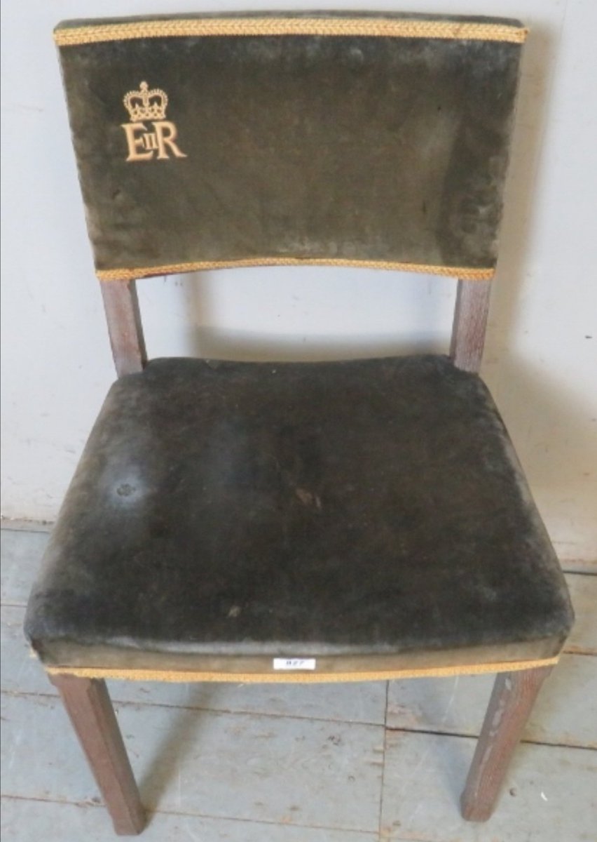 BentleysKent's tweet photo. Own a true piece of British history. Lot 827 in our 3 April sale is this 1953 Coronation chair used at the Queen's coronation in Westminster Abbey. Estimate £100-£200. For our full catalogue go to @thesaleroom or click on our website link. #coronationchair https://t.co/qFtpn5dg13