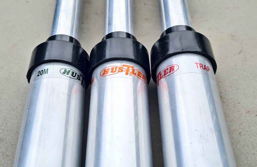 scot_dx's tweet photo. Can only mean one thing.....time to change #HF antenna and erect the new #Hustler #4BTV vertical supplied by @wsplc, also making some radials from poly weave wire to bury underground, due to garden space I'm limited to vertical antennas 📡 #hamradio #Hradio #radio #amateurradio🛰 https://t.co/uewFc8Vpc3