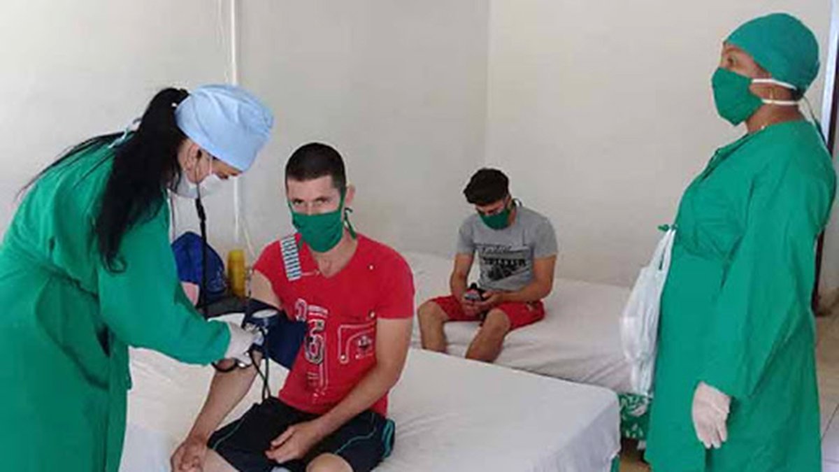 Soñar y continuar un país: urge revisar estrategias de enfrentamiento a #COVID19 en La Habana. Menos positivos equivale a menos sospechosos y menos contactos de los contactos. Cortar la trasmisión es el desafío. #CubaViva