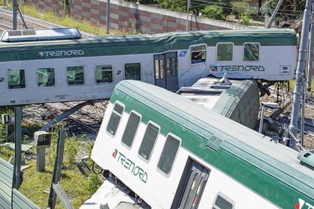 Webmeeting of #RAILPOL working group Police investigations in Rail accidents on 25 March 2021. 
During the meeting several ongoing investigations, were discussed, eg,  the driverless derailment in Carnate (Northern Italy)
youtube.com/watch?v=Xt7LQ7…