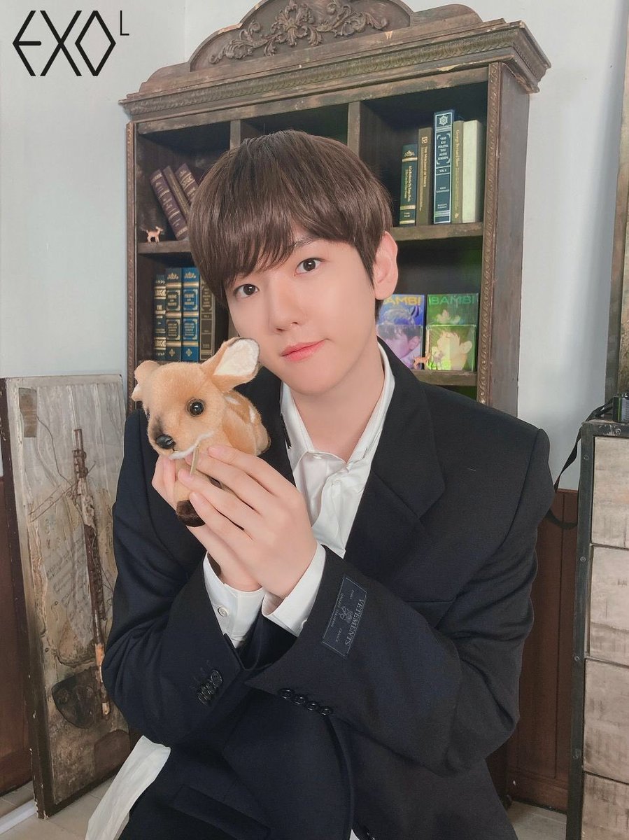 quinsehun's tweet photo. 210330 Lysn Update with #BAEKHYUN https://t.co/7Q8Y9cvEaY