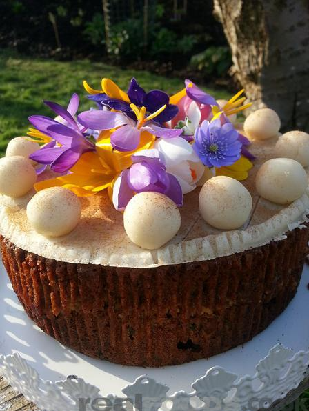 realfoods_uk's tweet photo. Looking for something showstopping to add to the table this #Easter? If so our Simnel Cake recipe is one to bake! π You can find the full recipe here - https://t.co/itXdRr2D0t π #Edinburgh #RealRecipes https://t.co/31vXQpEWG5