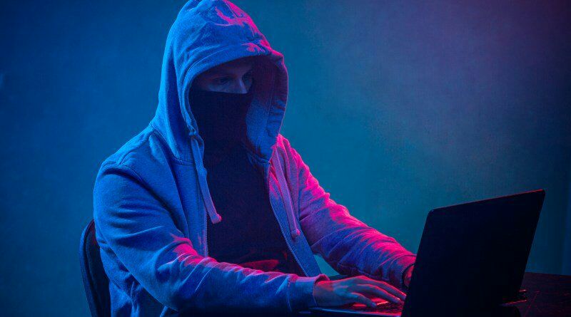 TOPECAX's tweet image. #Extortionware: ahora los #ciberdelincuentes hurgan en tu vida privada
#ciberseguridad ow.ly/gyGg50Ec1hX