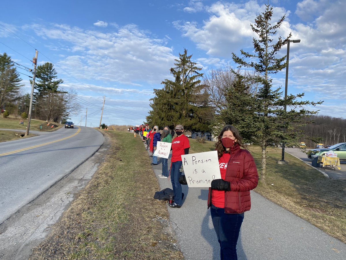 Support our teachers! A pension is a promise.