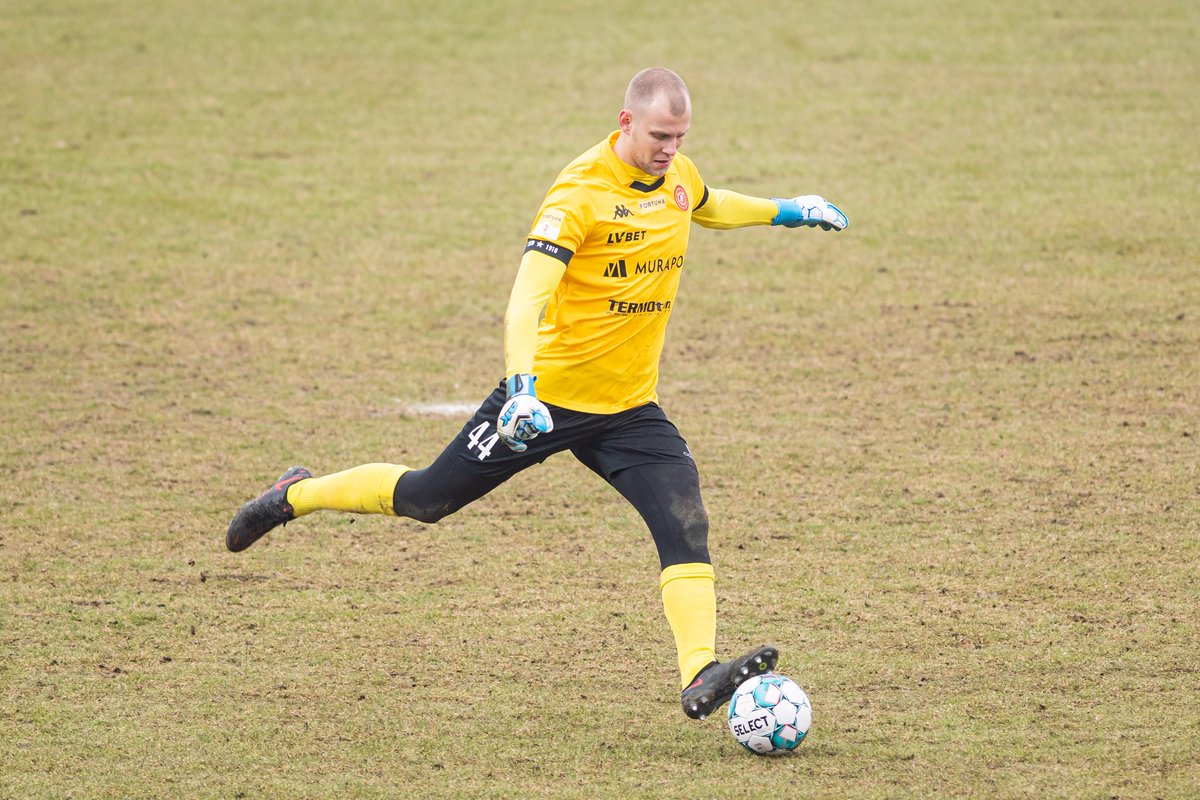 _1liga_'s tweet photo. Kibice wybrali! Zawodnikiem kolejki został Jakub Wrąbel (@RTS_Widzew_Lodz)! 

Gratulujemy! 👏

📸 https://t.co/p4OsEv1Wwc https://t.co/eDOVblMMi3