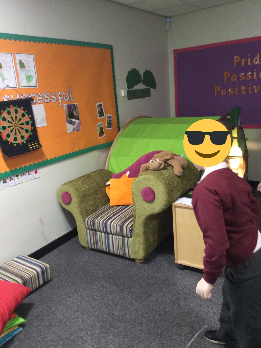 NurtureFPA's tweet photo. A friendly game of darts in lunchtime hub today. https://t.co/ttqocTuF0P