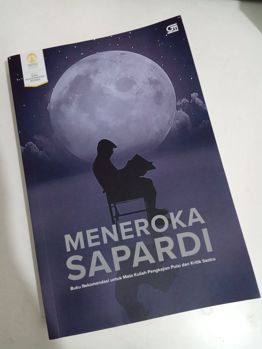 daraminanda's tweet photo. Hampir setahun kepergianmu. Karyamu telah banyak menginspirasi lewat indahnya makna di balik kata. 

Terima kasih, tulisan ini ku persembahkan sebagai salam perpisahan yang tak mungkin kau baca. https://t.co/7nck7GKZyf