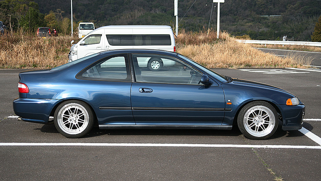 trade3072's tweet photo. #シビック クーペ #ヤフオク 出品中です🚙💨インテグラ（タイプR）のエンジン、シビック（タイプR）のミッションに載せ替えています。ローダウンして見た目も申し分無し！外装、内装とも綺麗です✨

https://t.co/evUEMaiQSI

#自動車 #車 #中古車 #旧車 #車売却 #車好きと繋がりたい #シビッククーペ https://t.co/WQOB30MhB1